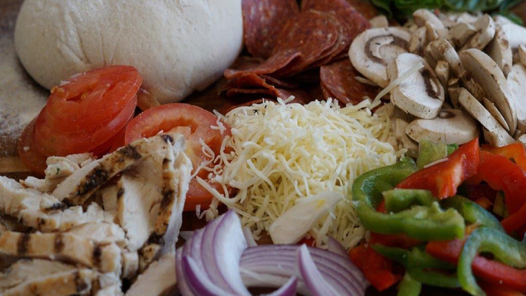 Build Your Own Pizza image